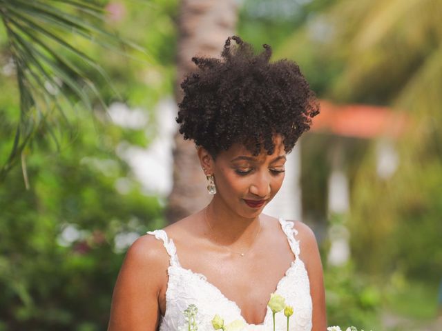 Le mariage de Benjamin et Clara à Le Carbet, Martinique 13