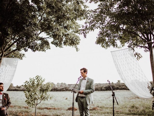 Le mariage de Enzo et Virginie à Lançon-Provence, Bouches-du-Rhône 42