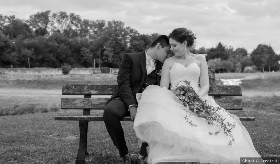 Le mariage de Laurent et Séverine à Bourg, Gironde