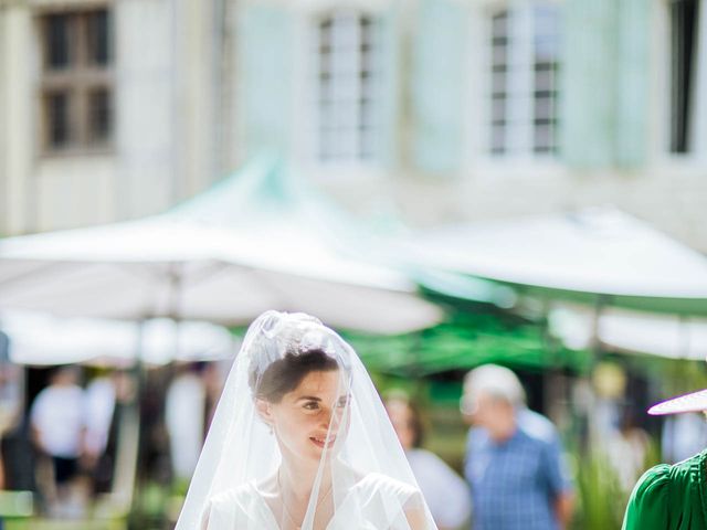 Le mariage de Edouard et Flore Hélène à Issigeac, Dordogne 13