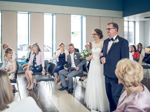 Le mariage de Ben et Clotilde à Steenwerck, Nord 28