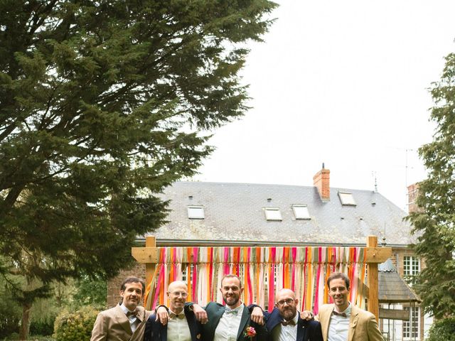 Le mariage de Pierre et Elodie à Fougères, Ille et Vilaine 9