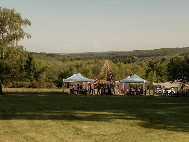Le mariage de Etienne et Lucie à Sixt-sur-Aff, Ille et Vilaine 50