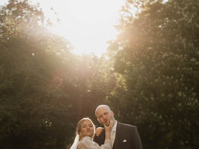Le mariage de Etienne et Lucie à Sixt-sur-Aff, Ille et Vilaine 63