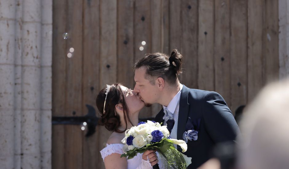 Le mariage de Cédric et Estelle à Veuil, Indre