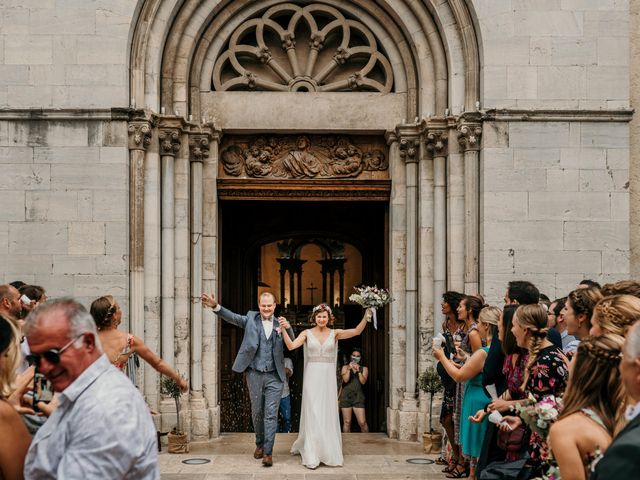 Le mariage de Elodie et Raphaël à Entrecasteaux, Var 46