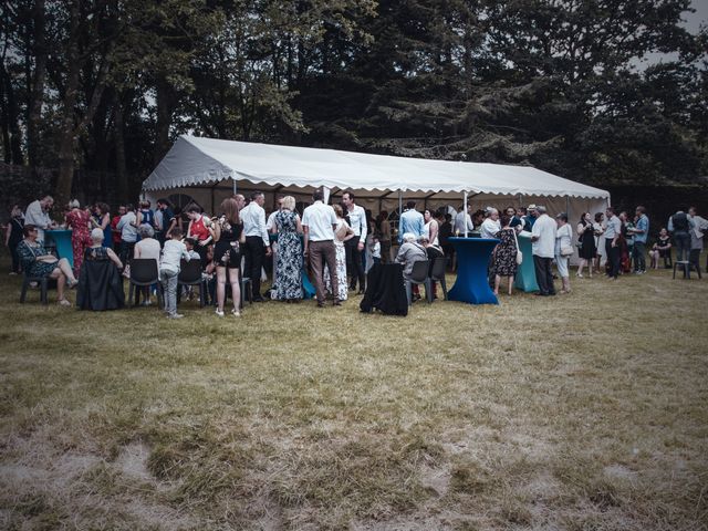 Le mariage de Aurélie et Christophe à Languidic, Morbihan 15