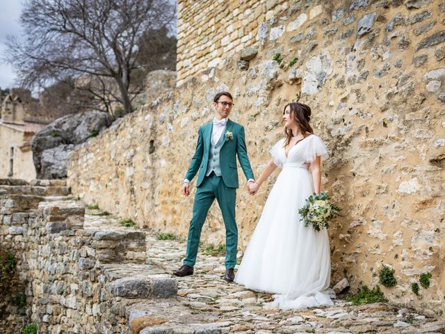 Le mariage de Adrien et Lucie à Larnas, Ardèche 4