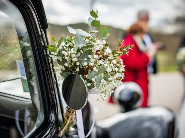 Le mariage de Adrien et Lucie à Larnas, Ardèche 7