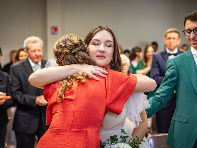 Le mariage de Adrien et Lucie à Larnas, Ardèche 10