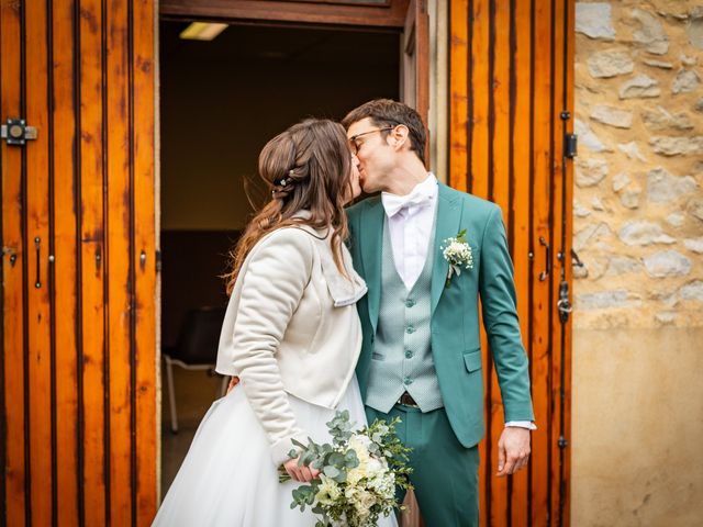 Le mariage de Adrien et Lucie à Larnas, Ardèche 12