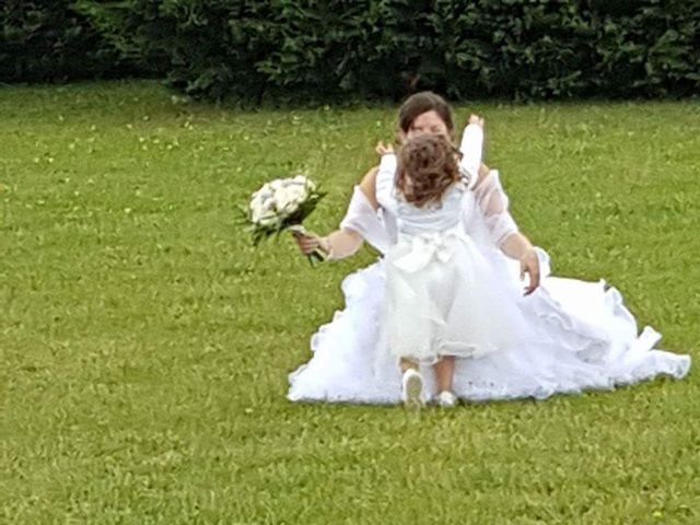 Le mariage de Valentin et Laura  à Saint-Lyé-la-Forêt, Loiret 9