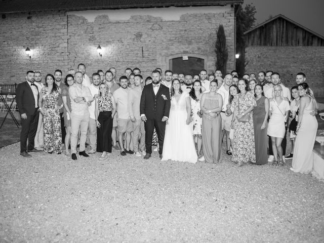 Le mariage de Laurent et Aurélie à Saint-Marcel-Bel-Accueil, Isère 30