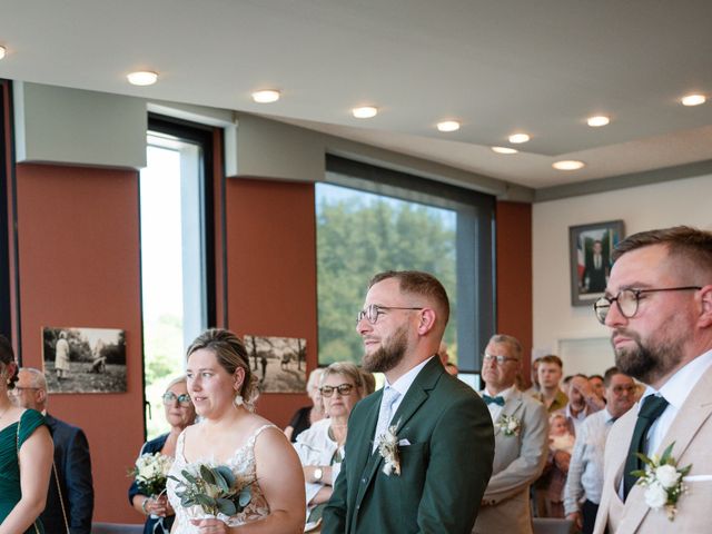 Le mariage de Alexandre et Océane à Le Bourgneuf-la-Forêt, Mayenne 28