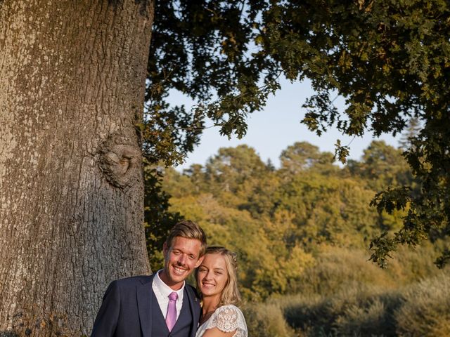 Le mariage de Romain et Victoire à Pluneret, Morbihan 14