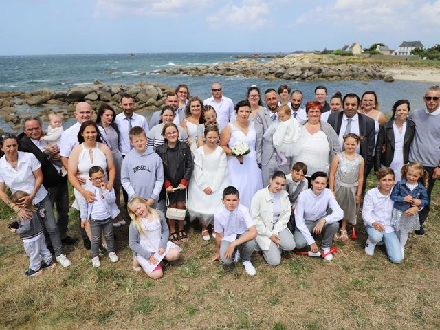 Le mariage de Jérémy et Cécile à Plouzévédé, Finistère 26