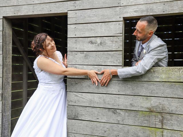 Le mariage de Jérémy et Cécile à Plouzévédé, Finistère 36