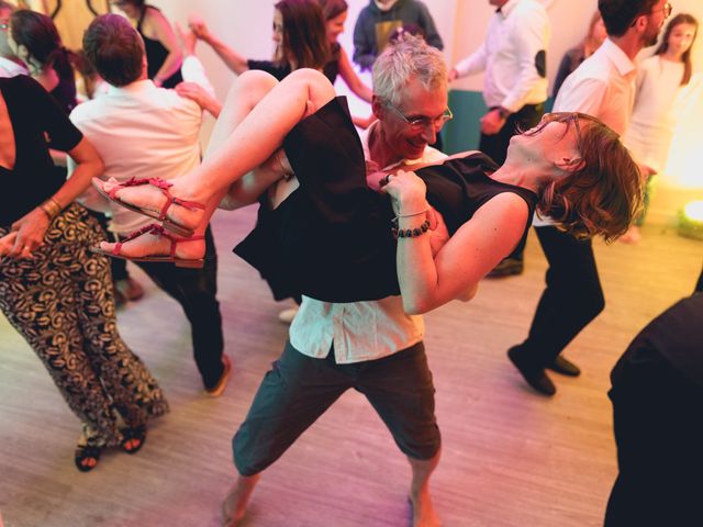 Le mariage de Yann et Virginie à Île de Batz, Finistère 27