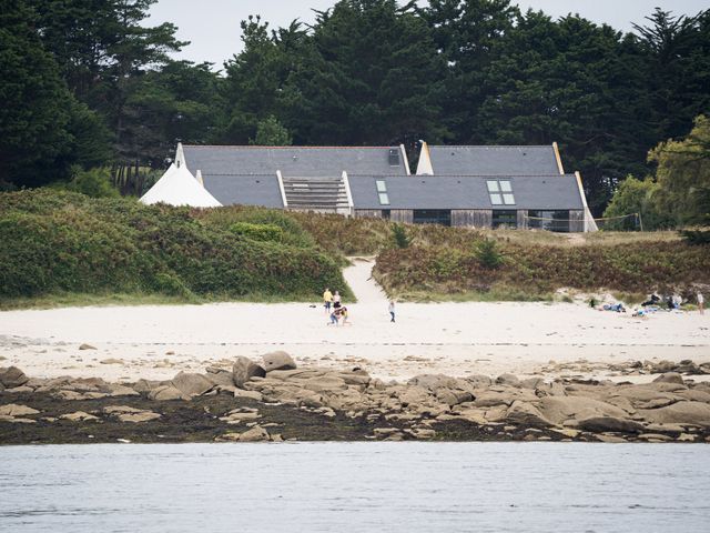 Le mariage de Yann et Virginie à Île de Batz, Finistère 30