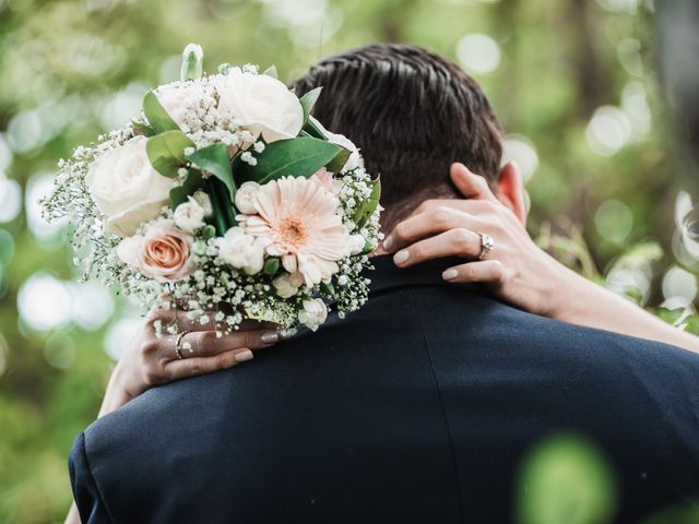 Le mariage de Julien et Beauqui à Laigné-en-Belin, Sarthe 30