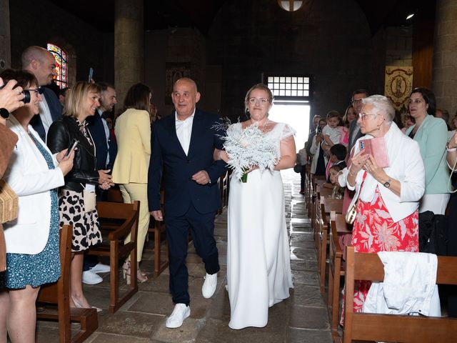 Le mariage de Romain et Lucile à Erdeven, Morbihan 19