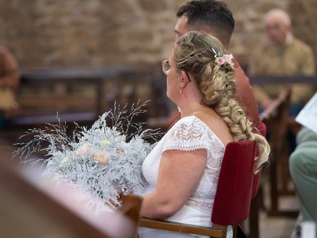 Le mariage de Romain et Lucile à Erdeven, Morbihan 22