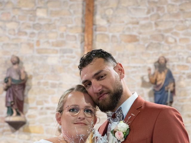 Le mariage de Romain et Lucile à Erdeven, Morbihan 27