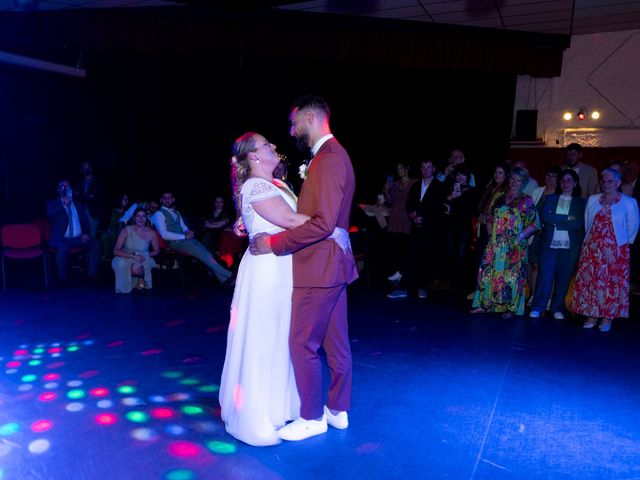 Le mariage de Romain et Lucile à Erdeven, Morbihan 42