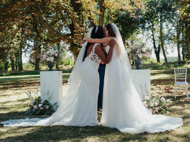 Le mariage de Scarlett et Aisha à Asques, Gironde 16