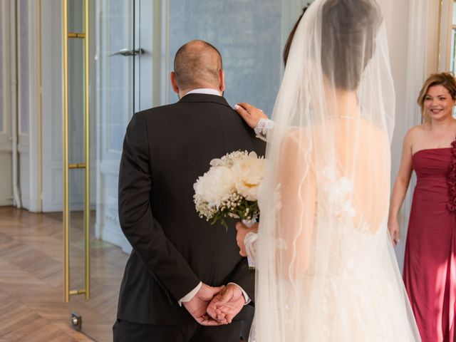 Le mariage de Olivier et Lamia à Louveciennes, Yvelines 44