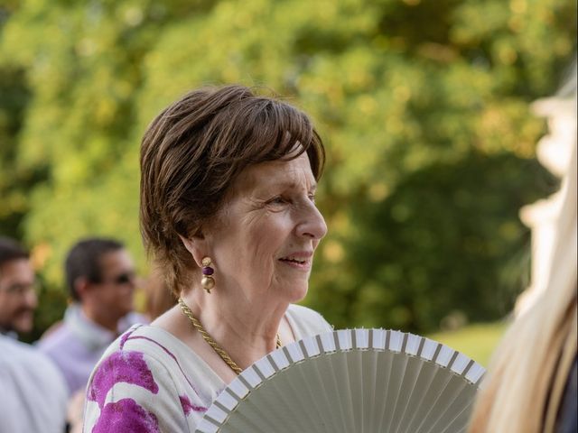 Le mariage de Olivier et Lamia à Louveciennes, Yvelines 81