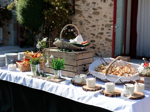 Le mariage de Thomas et Mathilde à Astillé, Mayenne 10