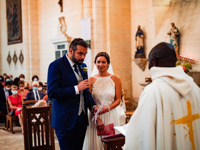 Le mariage de Raphael et Laure à Saint-Valérien, Yonne 6