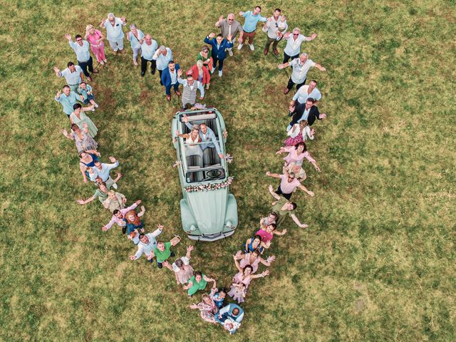 Le mariage de Kevin et Tiffany à Saint-Évroult-Notre-Dame-du-Bois, Orne 24