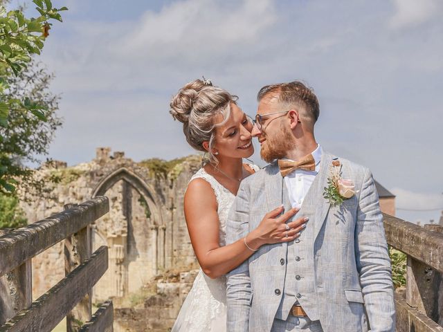 Le mariage de Kevin et Tiffany à Saint-Évroult-Notre-Dame-du-Bois, Orne 28