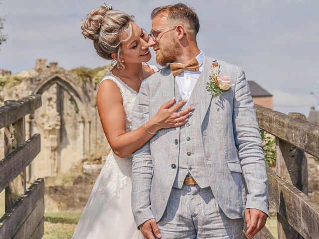 Le mariage de Kevin et Tiffany à Saint-Évroult-Notre-Dame-du-Bois, Orne 29