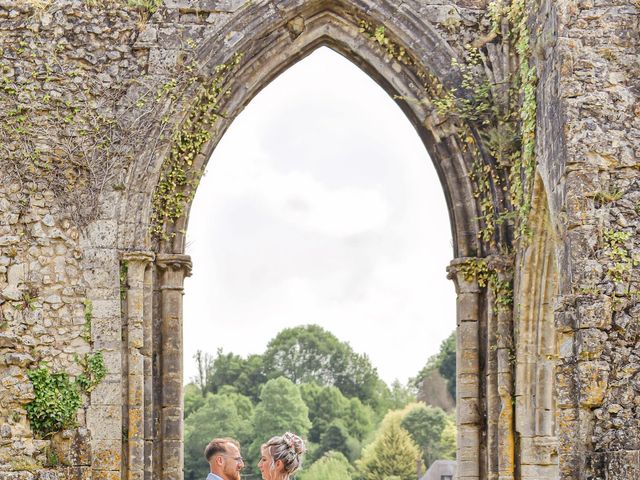 Le mariage de Kevin et Tiffany à Saint-Évroult-Notre-Dame-du-Bois, Orne 36