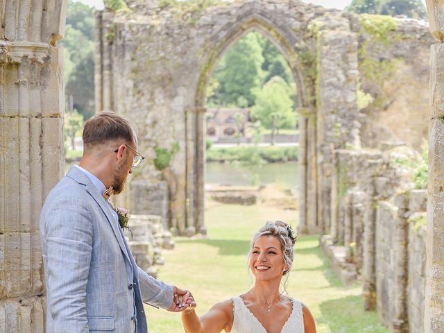 Le mariage de Kevin et Tiffany à Saint-Évroult-Notre-Dame-du-Bois, Orne 44