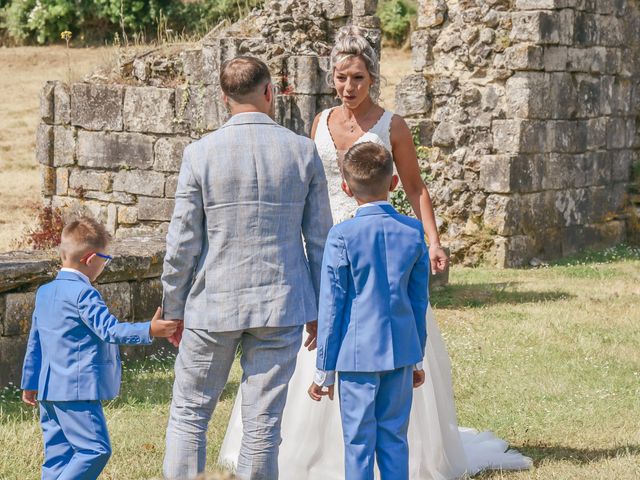 Le mariage de Kevin et Tiffany à Saint-Évroult-Notre-Dame-du-Bois, Orne 60