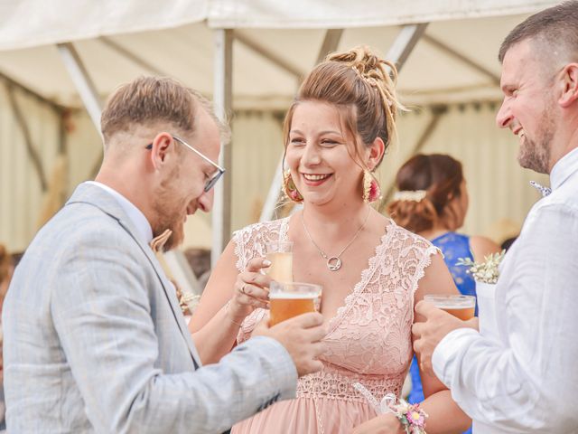 Le mariage de Kevin et Tiffany à Saint-Évroult-Notre-Dame-du-Bois, Orne 96