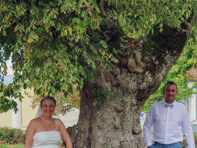 Le mariage de Michaël et Caroline à Tréclun, Côte d&apos;Or 41