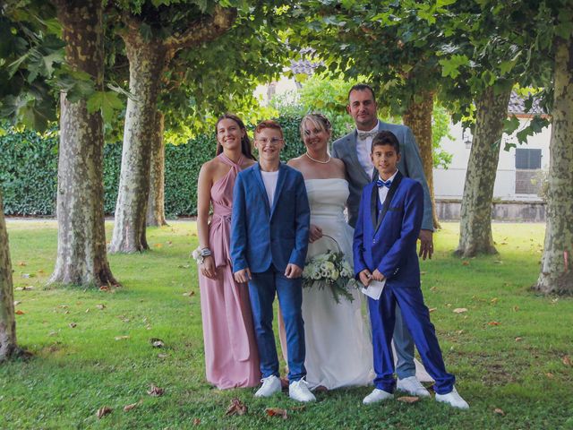 Le mariage de Michaël et Caroline à Tréclun, Côte d&apos;Or 54