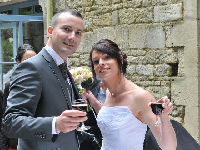 Le mariage de Jean et Elodie à Coulonges-sur-l&apos;Autize, Deux-Sèvres 27