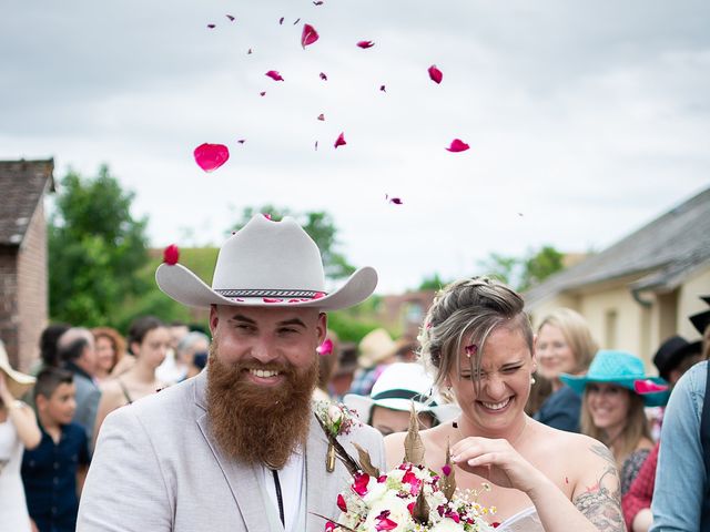 Le mariage de Jeremy et Justine à Saussay, Eure-et-Loir 16