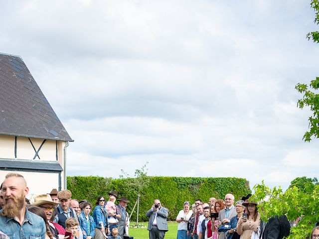 Le mariage de Jeremy et Justine à Saussay, Eure-et-Loir 32