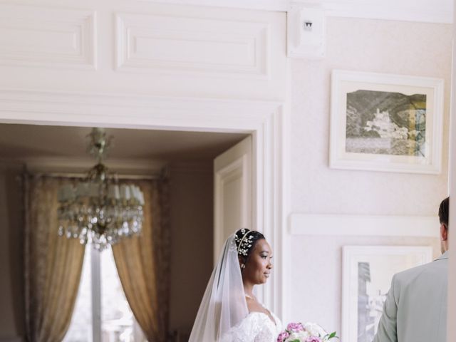 Le mariage de Bastien et Flora à Saint-André-de-Chalencon, Haute-Loire 10