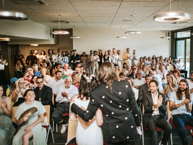 Le mariage de Adrien et Nadège à Salon-de-Provence, Bouches-du-Rhône 33