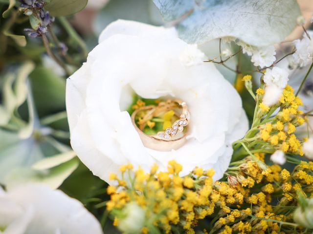 Le mariage de Mike et Annabelle à Le Pin-en-Mauges, Maine et Loire 2