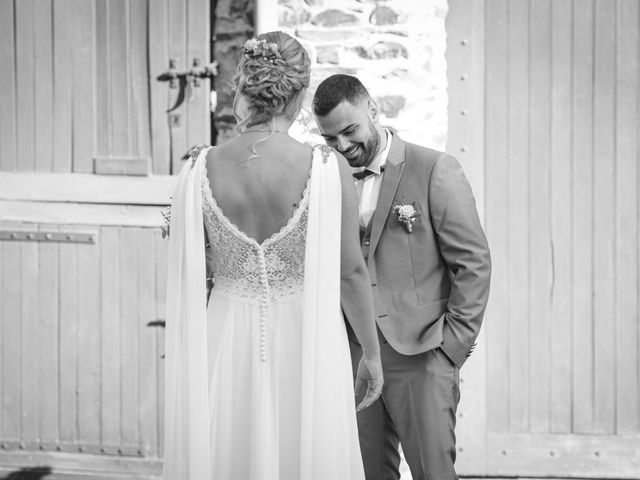 Le mariage de Mike et Annabelle à Le Pin-en-Mauges, Maine et Loire 17