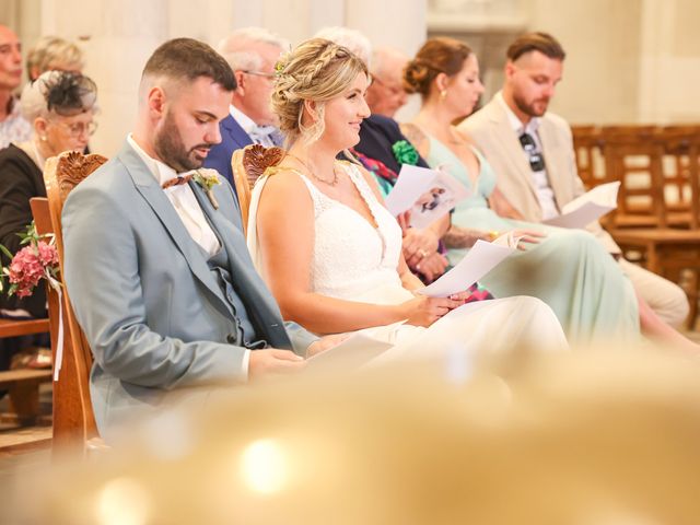 Le mariage de Mike et Annabelle à Le Pin-en-Mauges, Maine et Loire 23